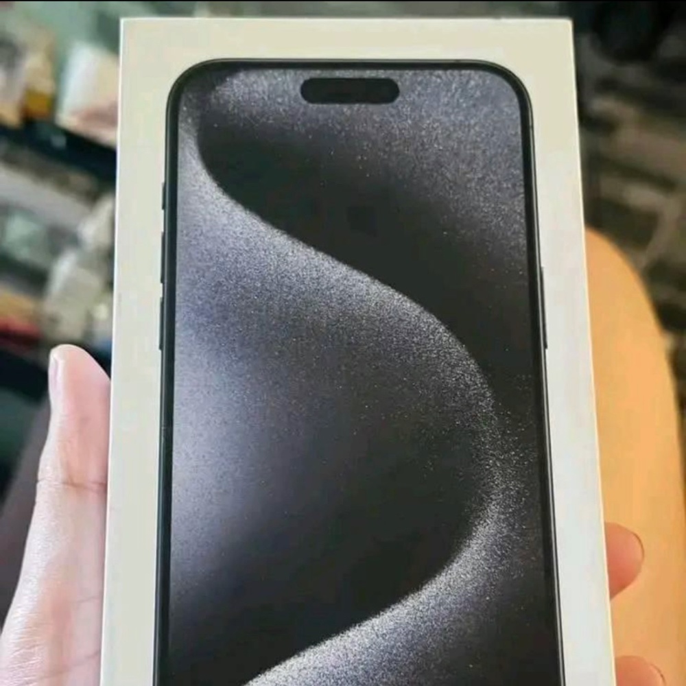 iPhone 15